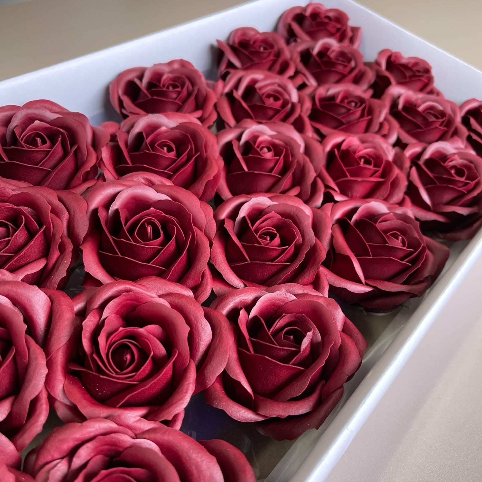 Розы из фоамирана и изолона готовые и на заказ